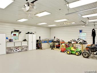 32230 Teney Hollow Road Brighton, IL 62012 - Photo 10 of 29