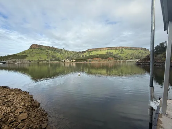 a view of a lake from a yard