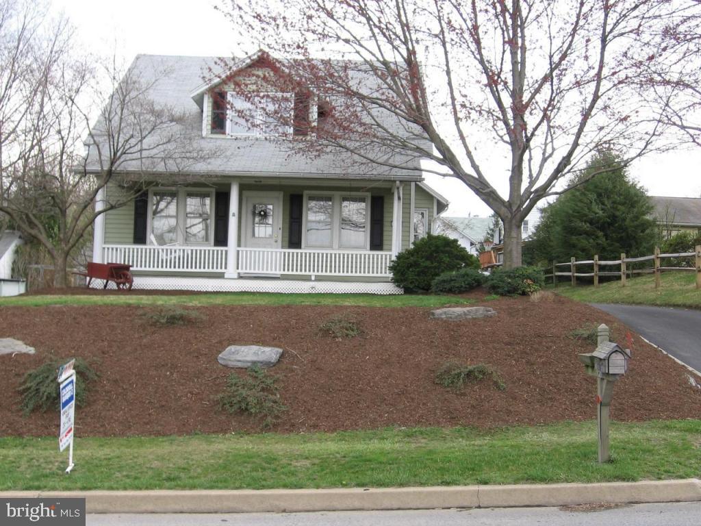 133 Lampeter Road Lancaster, PA 17602 - Photo 1 of 10 Gallery Image 1