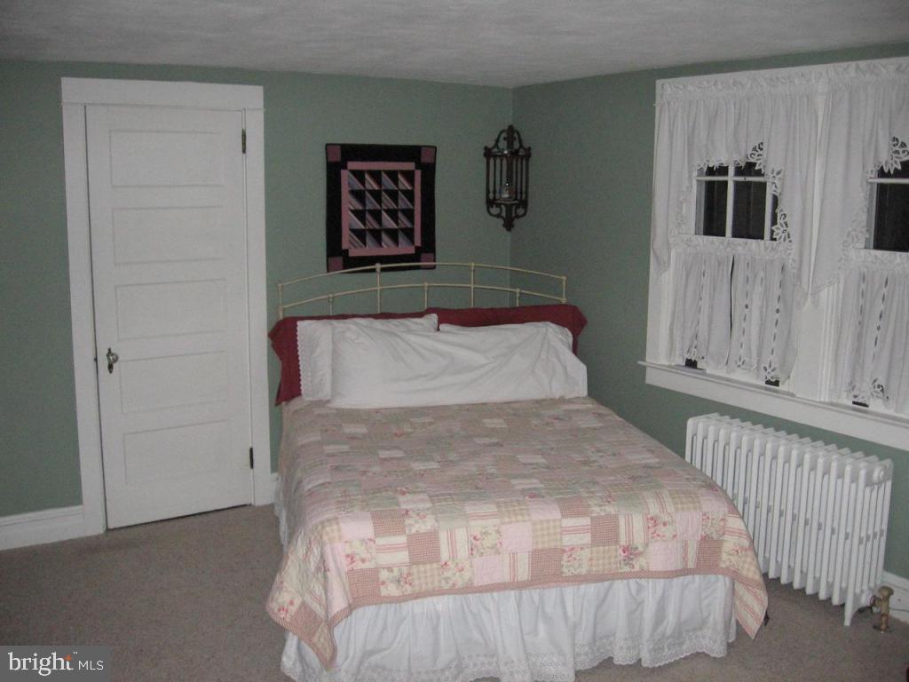 133 Lampeter Road Lancaster, PA 17602 - Photo 2 of 10 Gallery Image 2