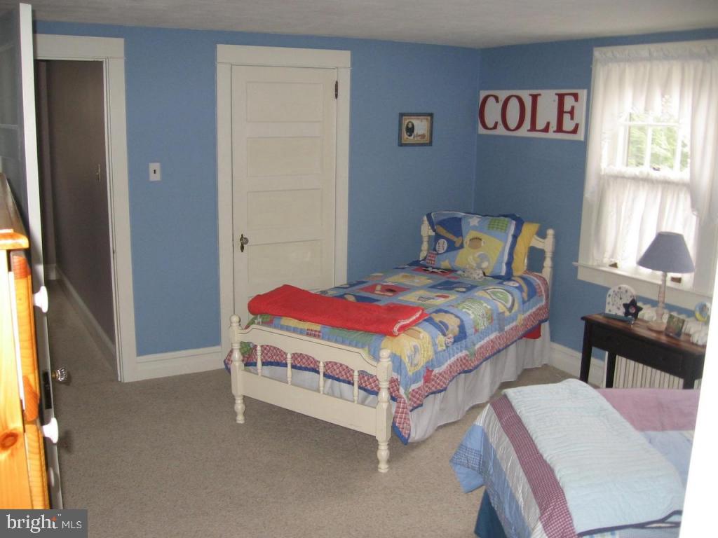 133 Lampeter Road Lancaster, PA 17602 - Photo 3 of 10 Gallery Image 3