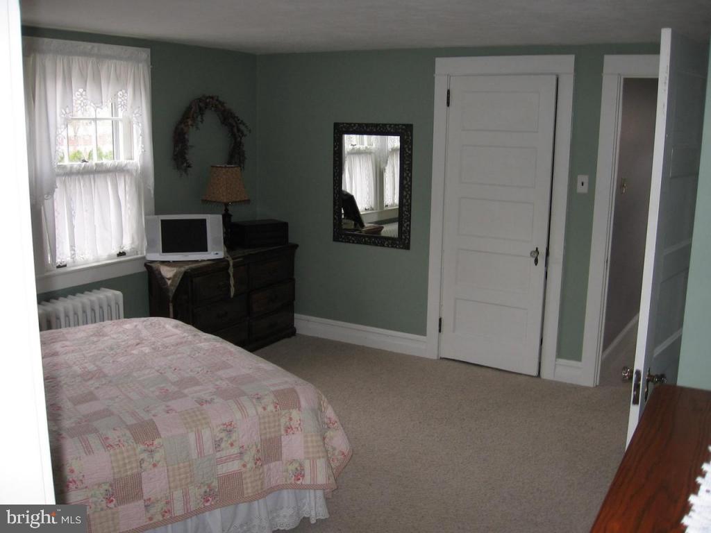 133 Lampeter Road Lancaster, PA 17602 - Photo 4 of 10 Gallery Image 4