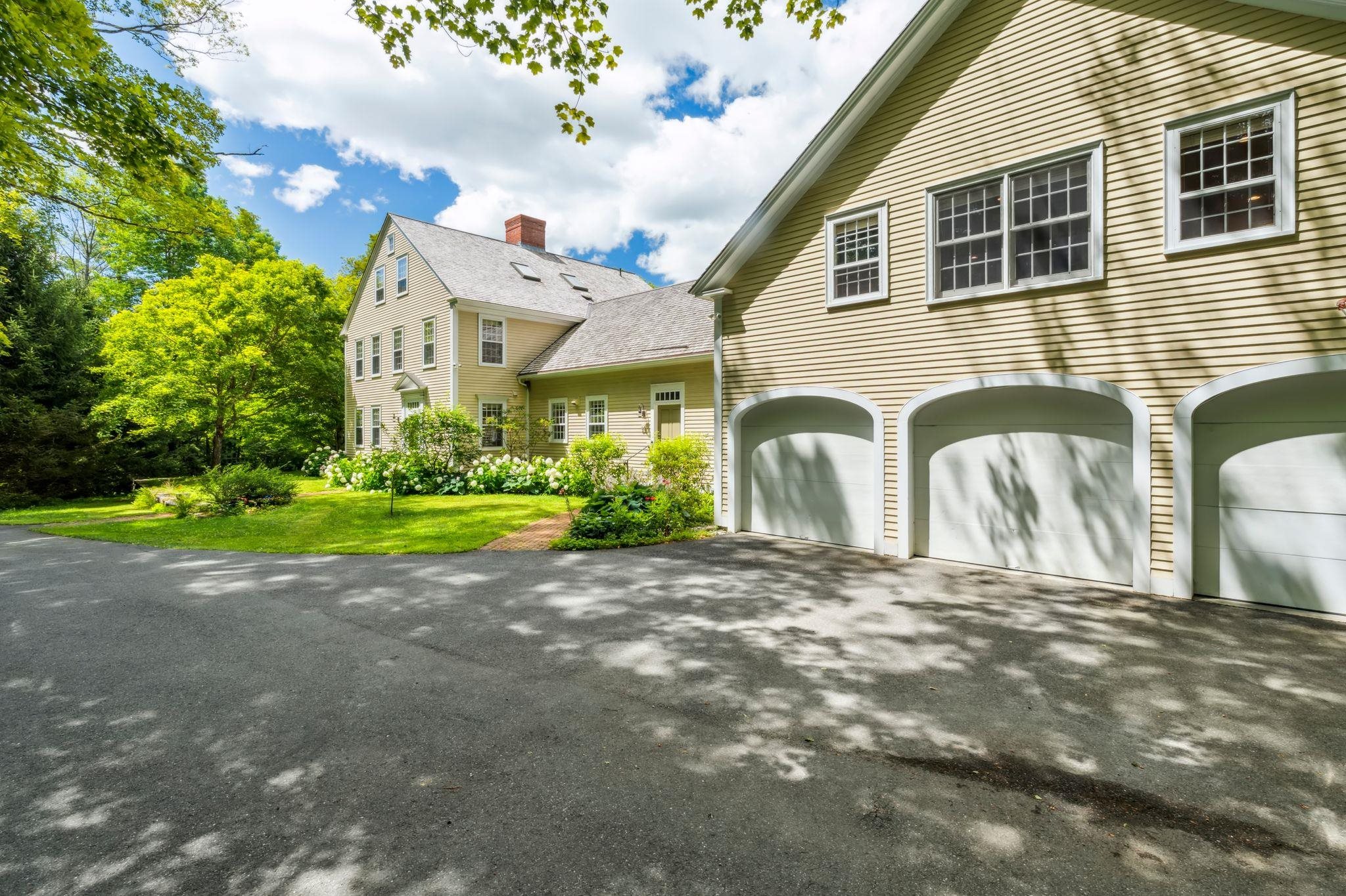 16 Olcott Road Norwich, VT 05055 - Photo 6 of 60