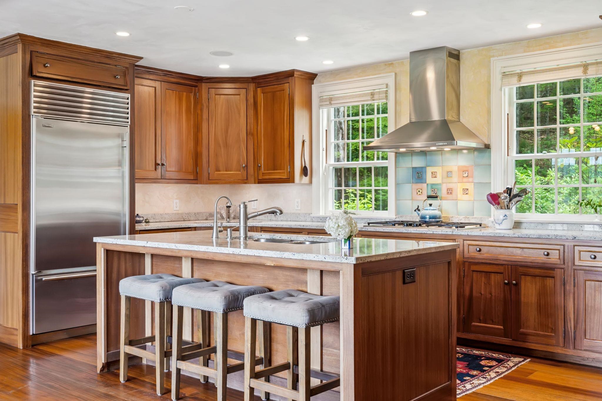 16 Olcott Road Norwich, VT 05055 - Photo 9 of 60