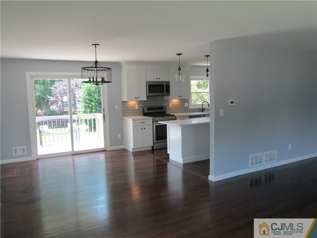 66 Bramhall Road Colonia, NJ 07067 - Photo 4 of 19 Gallery Image 4