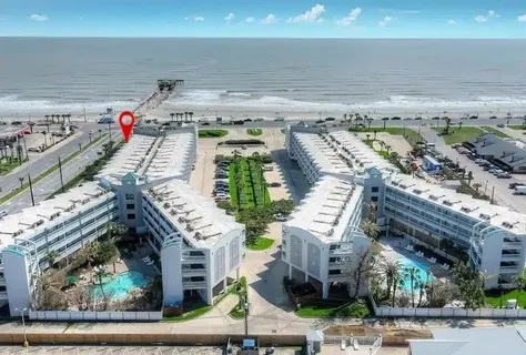 $138,500 | 6102 Seawall Boulevard, Unit 213, Galveston, TX 77551