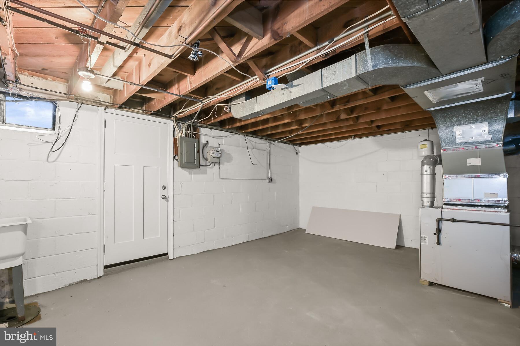 1049 Reverdy Road Baltimore, MD 21212 - Photo 17 of 24