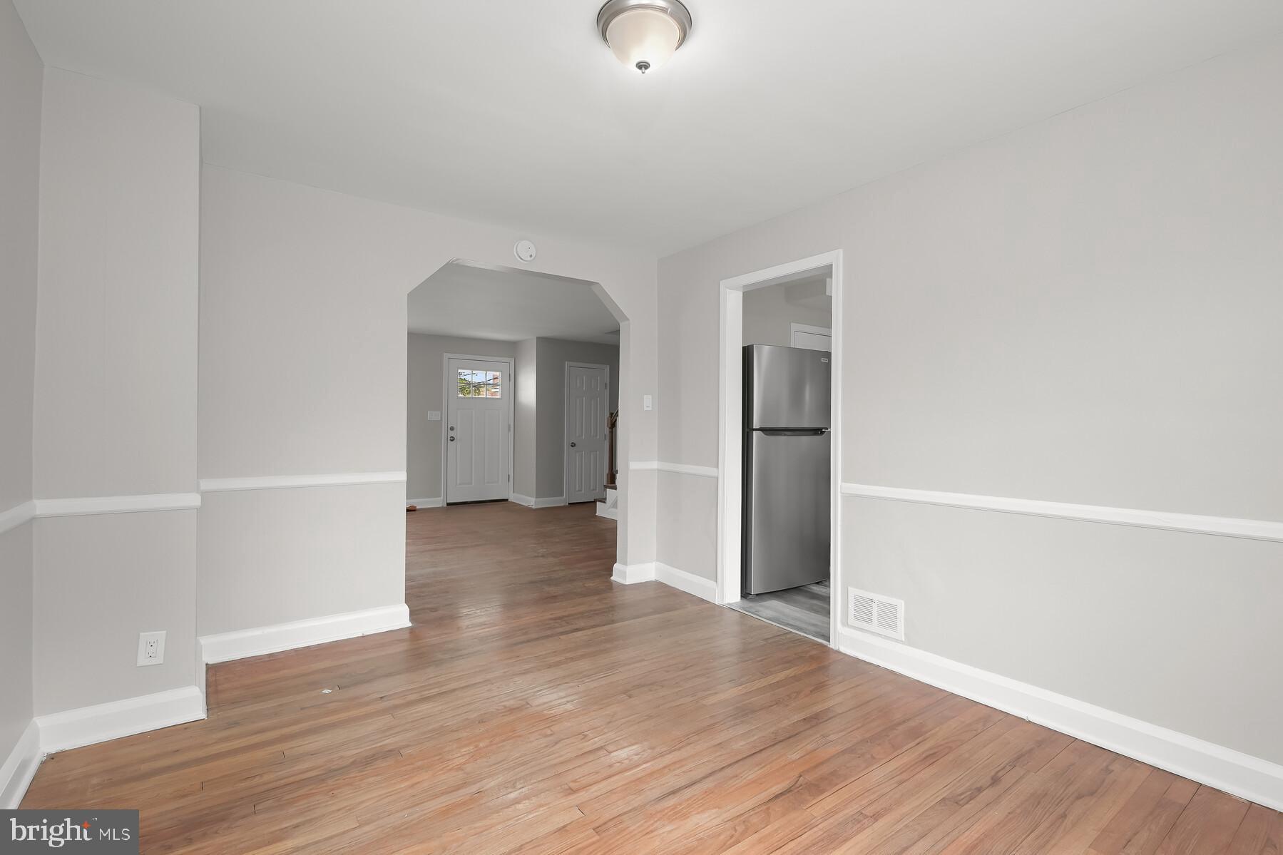 1049 Reverdy Road Baltimore, MD 21212 - Photo 6 of 24