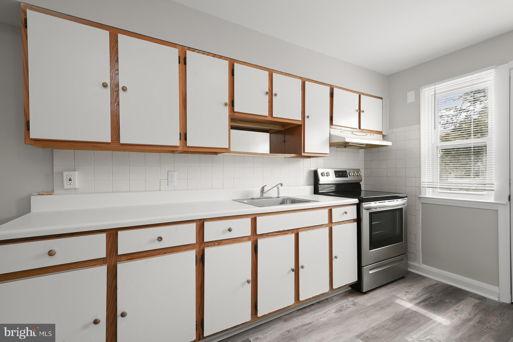 1049 Reverdy Road Baltimore, MD 21212 - Photo 7 of 24