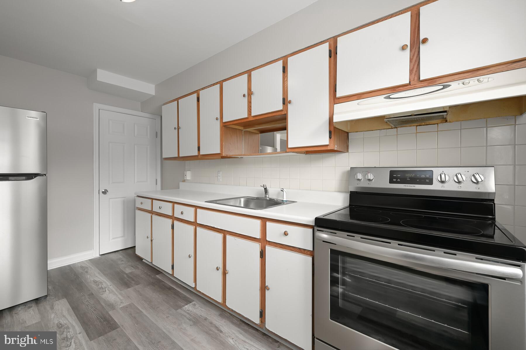 1049 Reverdy Road Baltimore, MD 21212 - Photo 8 of 24