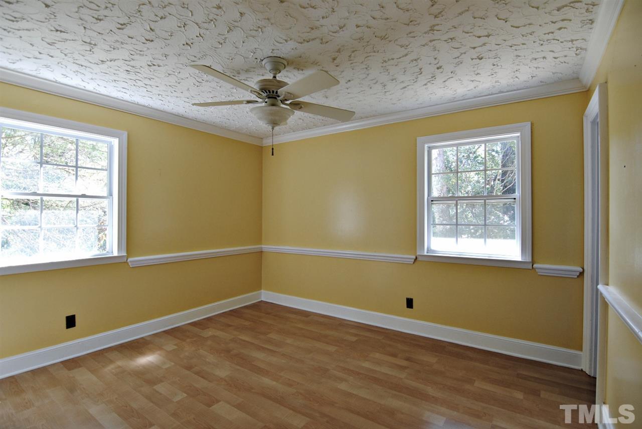 917 Grovemont Road Raleigh, NC 27603 - Photo 11 of 25
