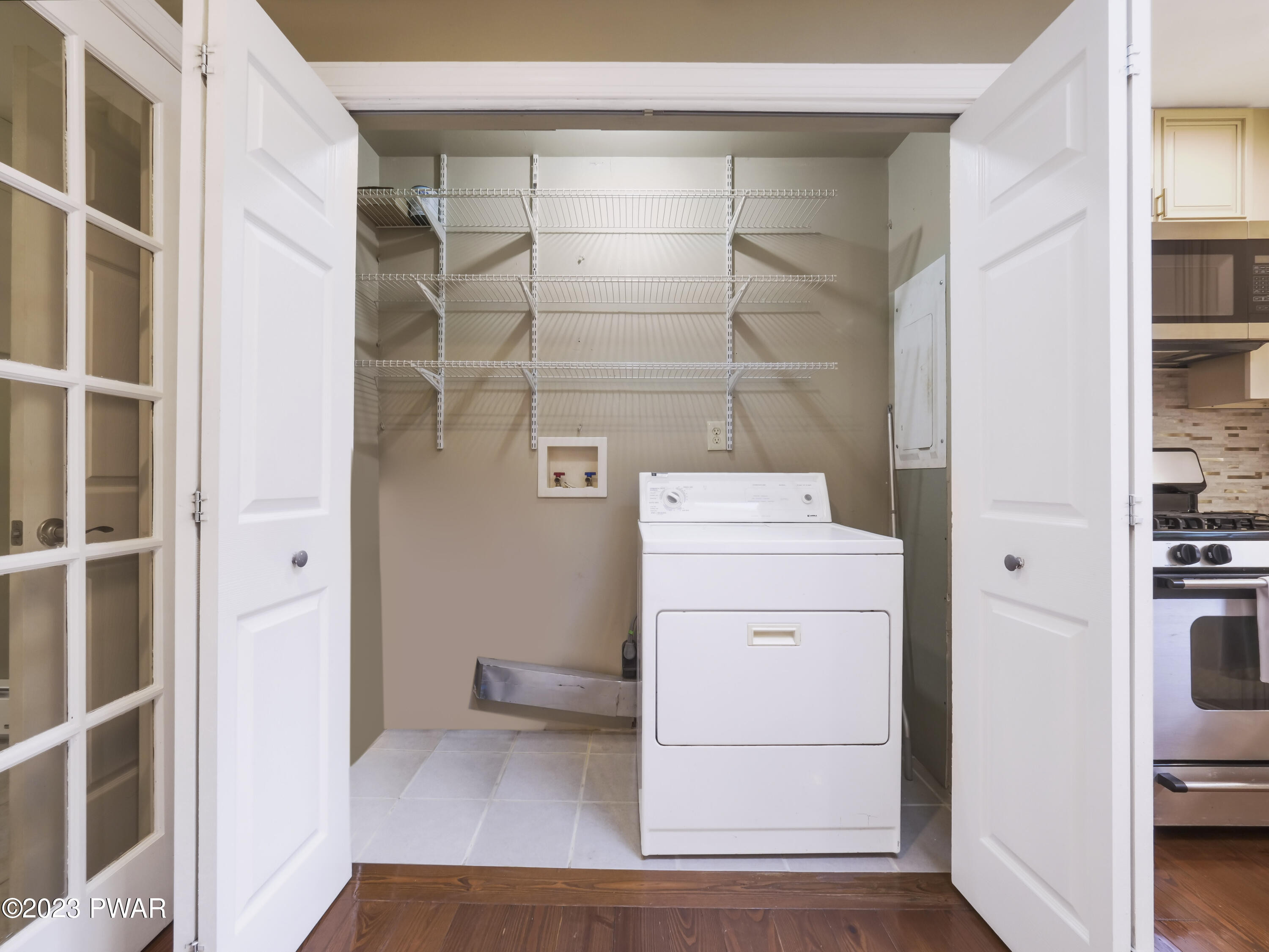 2120 Spring Drive Bushkill, PA 18324 - Photo 16 of 27 Laundry