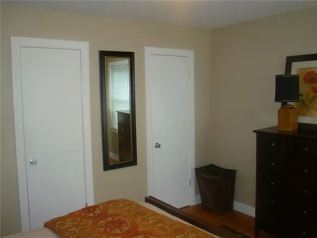 $2,100 | 3558 Central Avenue, Indianapolis, IN 46205