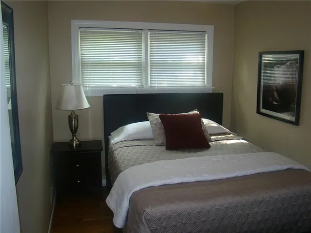 $2,100 | 3558 Central Avenue, Indianapolis, IN 46205