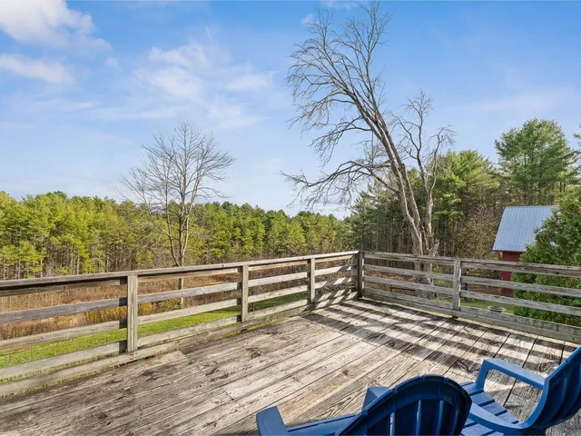 $599,900 | 337 Dallinger Road, New Haven, VT 05472