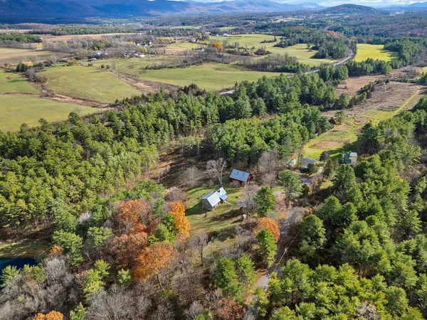 $610,000 | 337 Dallinger Road, New Haven, VT 05472