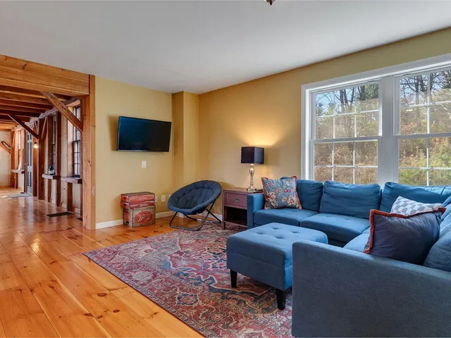 $599,900 | 337 Dallinger Road, New Haven, VT 05472