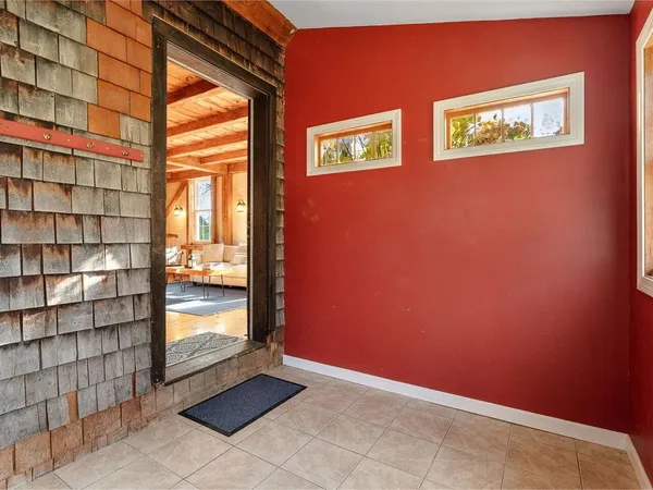 $610,000 | 337 Dallinger Road, New Haven, VT 05472