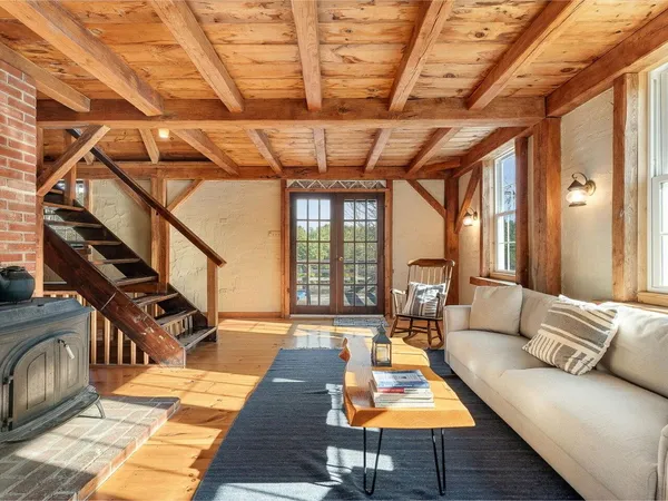 $610,000 | 337 Dallinger Road, New Haven, VT 05472