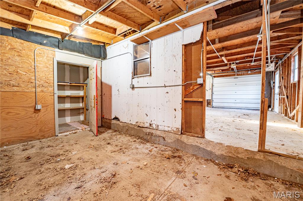 801 Halifax Road Holts Summit, MO 65043 - Photo 21 of 41