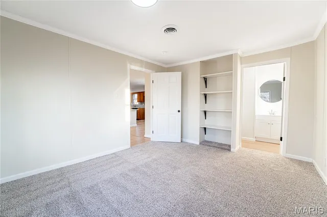 $250,000 | 801 Halifax Road, Holts Summit, MO 65043