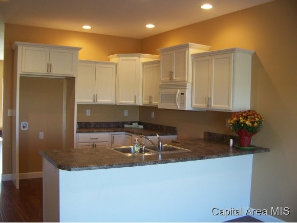 3813 Sugar Loaf Springfield, IL 62711 - Photo 5 of 21 Gallery Image 5