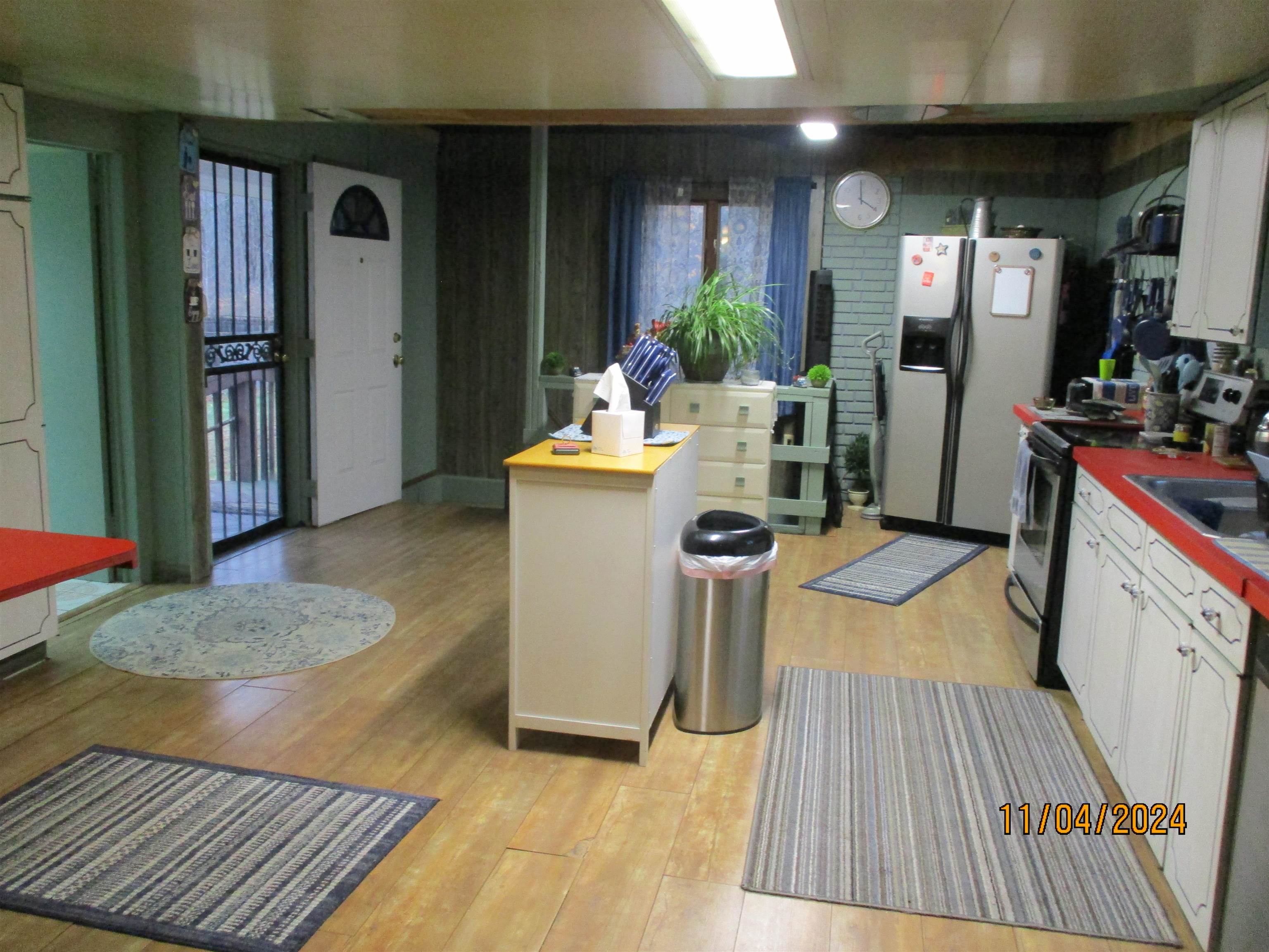 3748 South Ringle Road Vassar, MI 48768 - Photo 5 of 28 50160519-41732d3d-9ff9-4e29-9a00-2b23fc395173.JPG