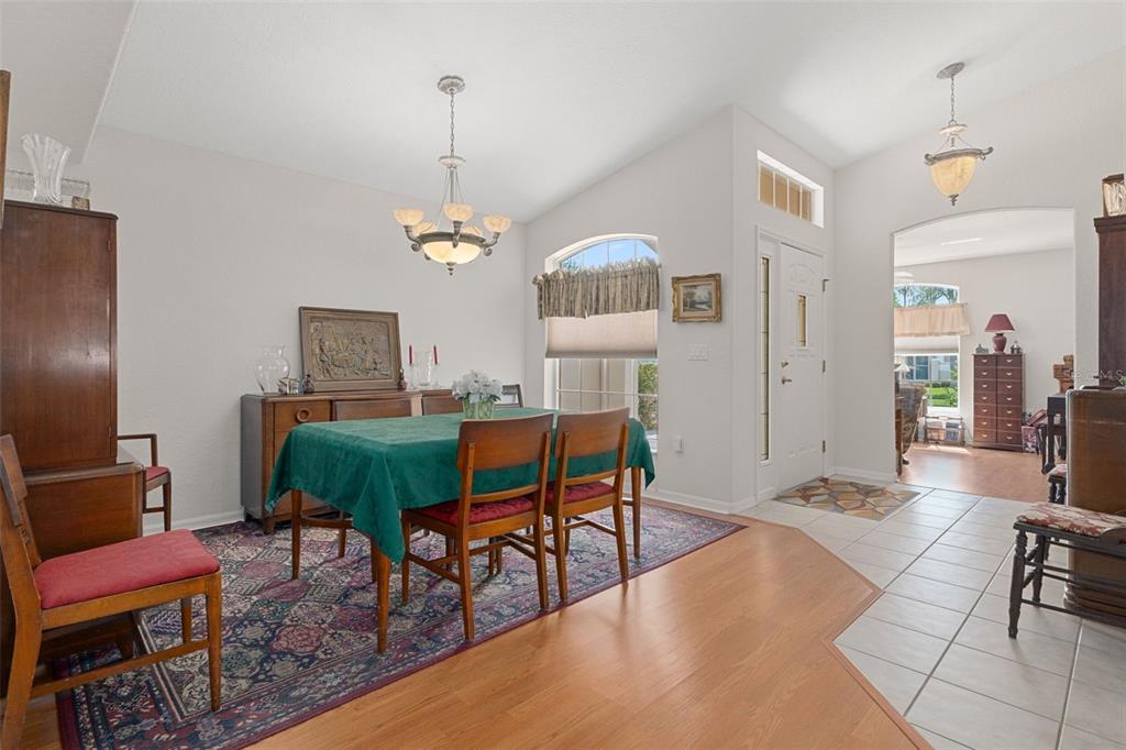 382 Royal Palm Way Spring Hill, FL 34608 - Photo 14 of 38