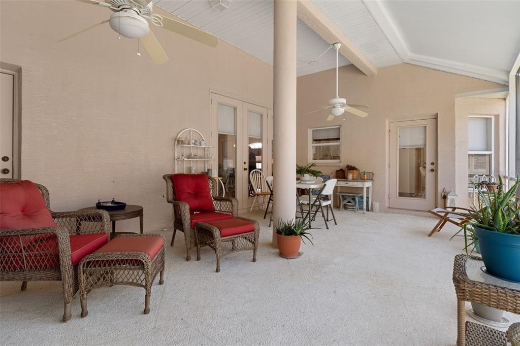 382 Royal Palm Way Spring Hill, FL 34608 - Photo 2 of 38