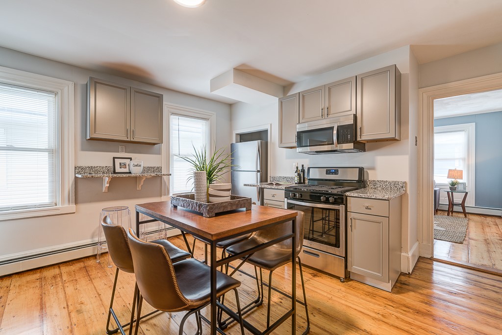 130 Sutton Street, Unit 2 Providence, RI 02903 - Photo 3 of 23