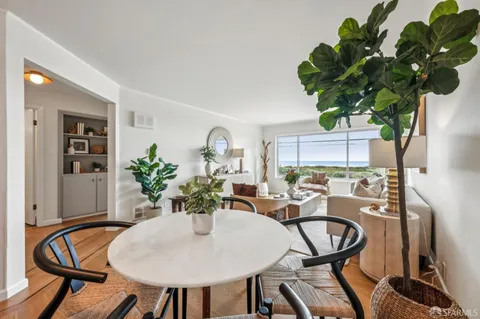 $725,000 | 2090 Great Highway, Unit 103, San Francisco, CA 94116