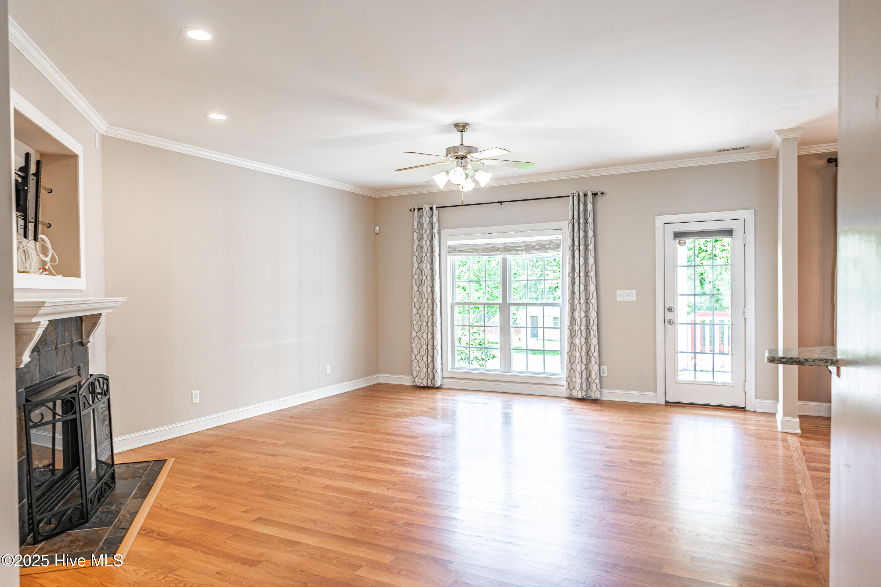 600 Booth Pond Road Raeford, NC 28376 - Photo 11 of 56 DSC08561
