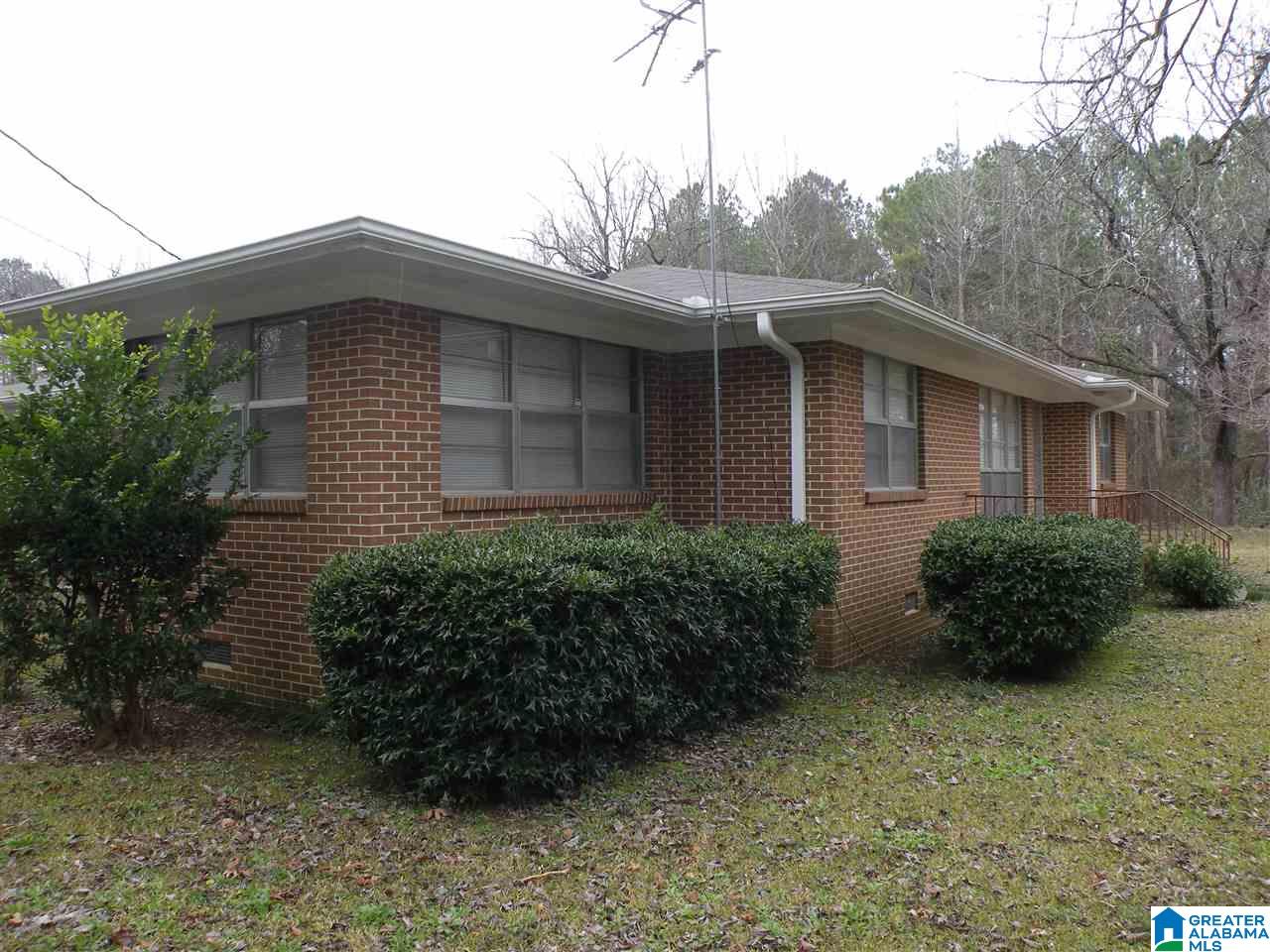 120 Jackson Street Sylacauga, AL 35151 - Photo 4 of 16