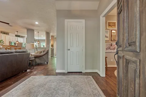 $685,000 | 28694 West Fm 1097 Road, Montgomery, TX 77356