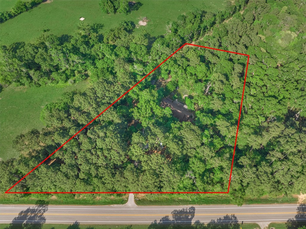 28694 West Fm 1097 Road Montgomery, TX 77356 - Photo 6 of 50 The two acre, unrestricted, property is surrounded by large acreage parcels.