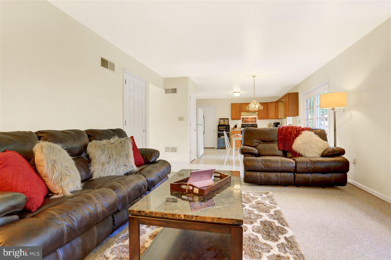 855 Plymouth Road York, PA 17402 - Photo 8 of 33 Gallery Image 8