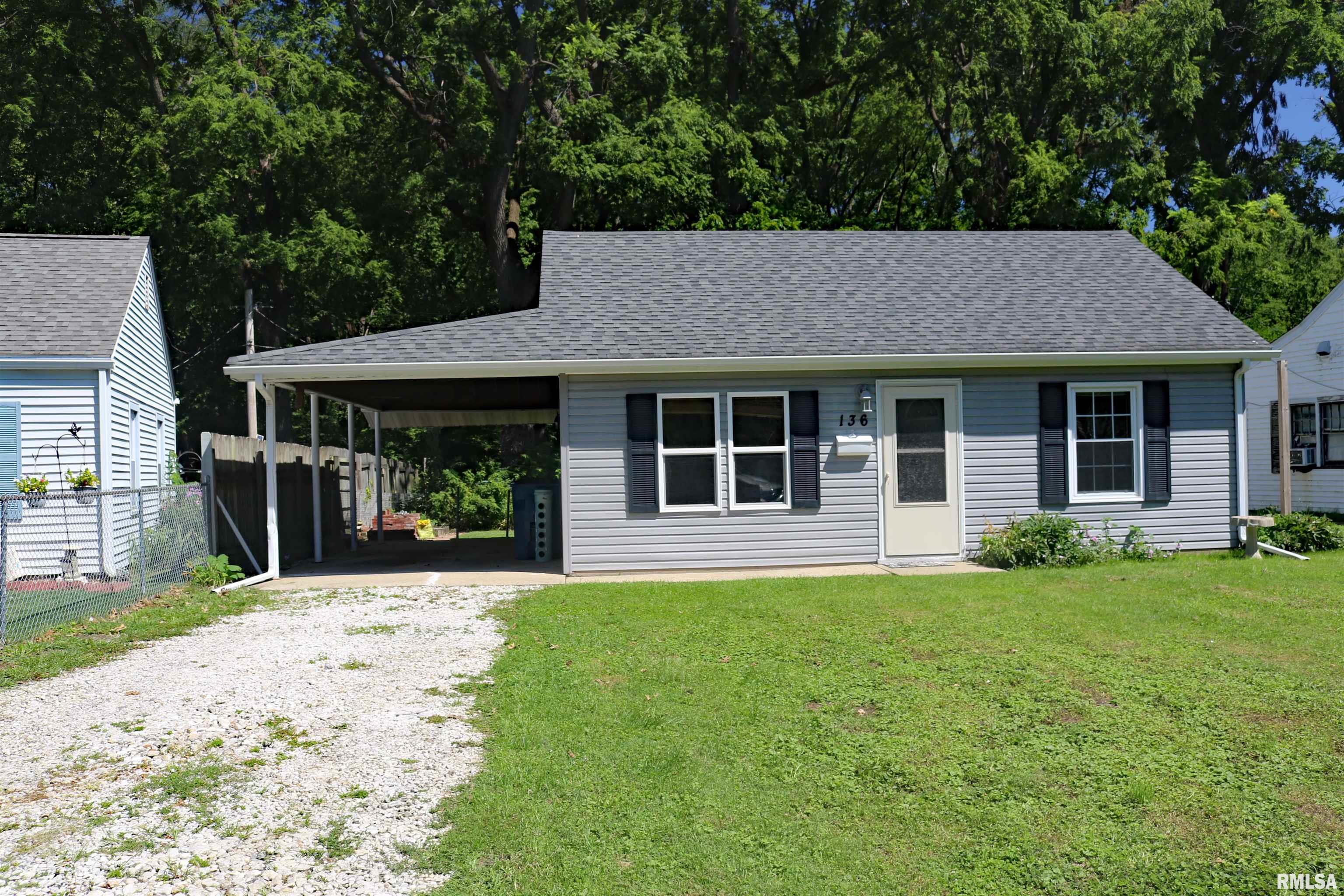 136 North 24th Street Springfield, IL 62703 - Photo 1 of 45