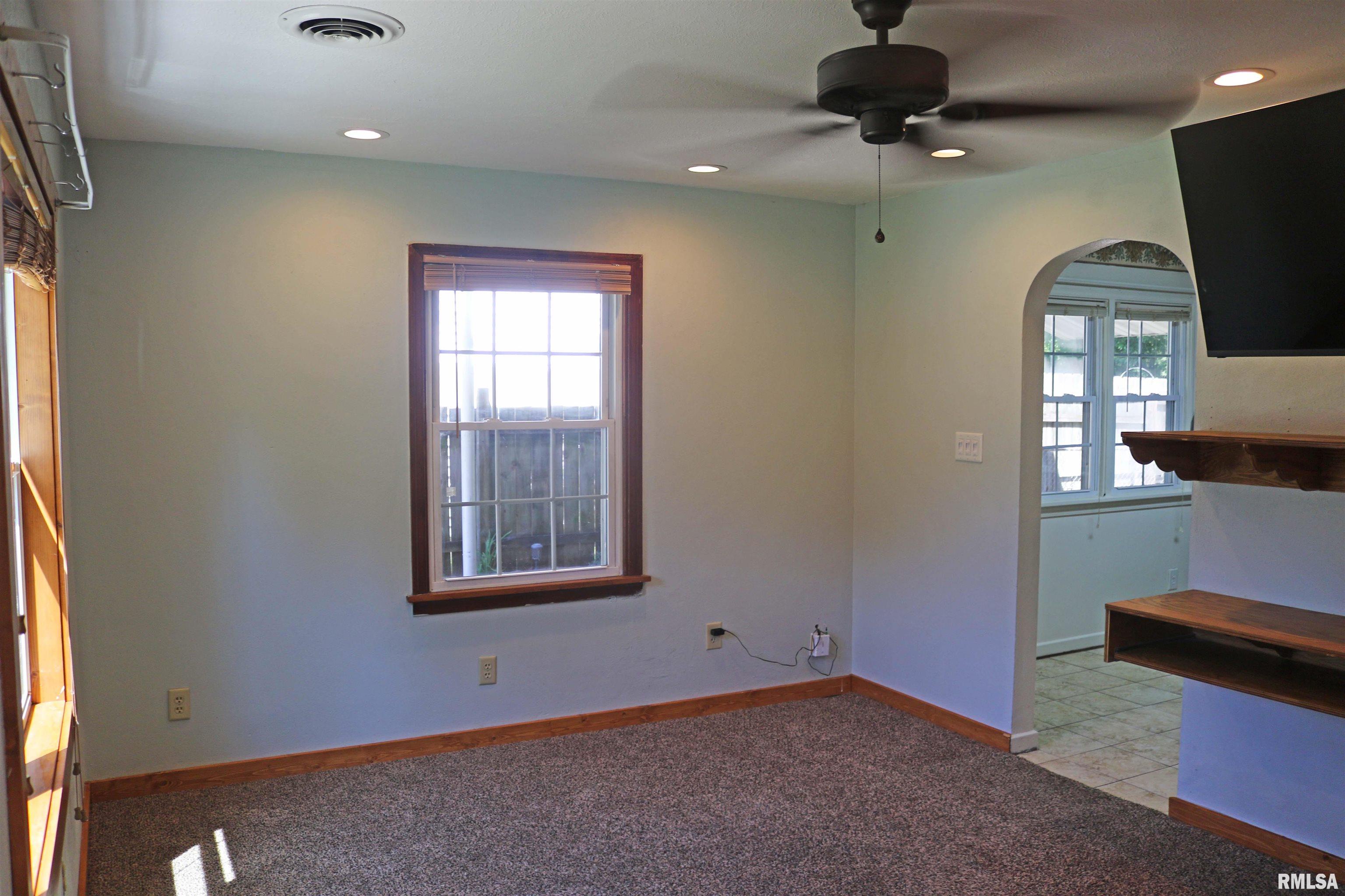 136 North 24th Street Springfield, IL 62703 - Photo 12 of 45