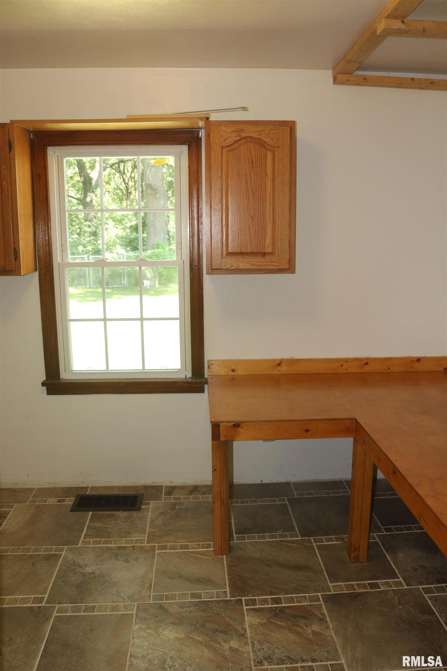 136 North 24th Street Springfield, IL 62703 - Photo 30 of 45