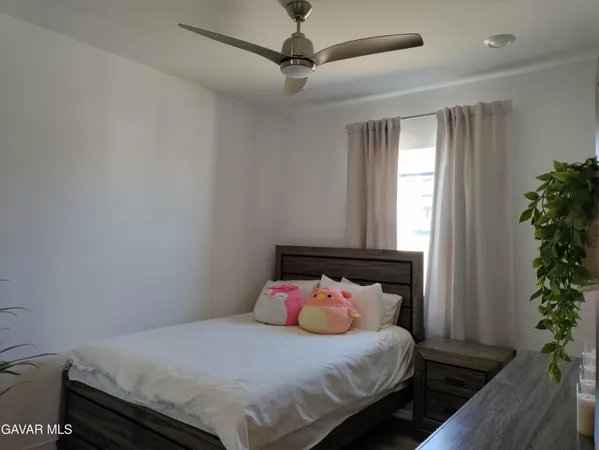 $950 | 44243 Mahogany Street, Lancaster, CA 93535