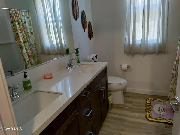 $950 | 44243 Mahogany Street, Lancaster, CA 93535
