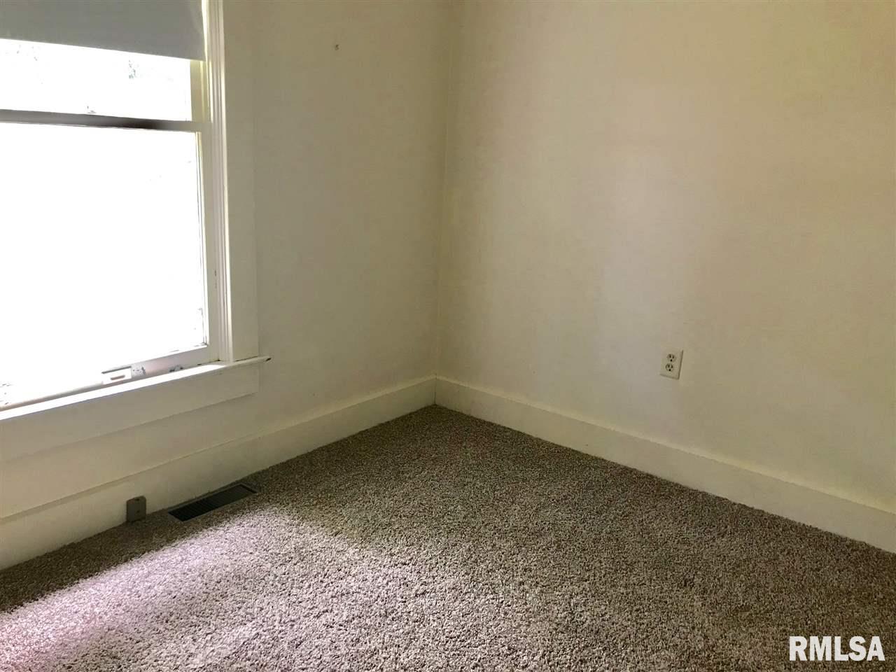 1316 South Walnut Street Springfield, IL 62704 - Photo 12 of 20