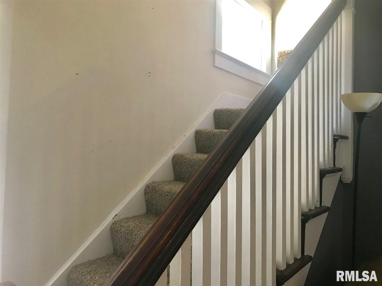 1316 South Walnut Street Springfield, IL 62704 - Photo 3 of 20