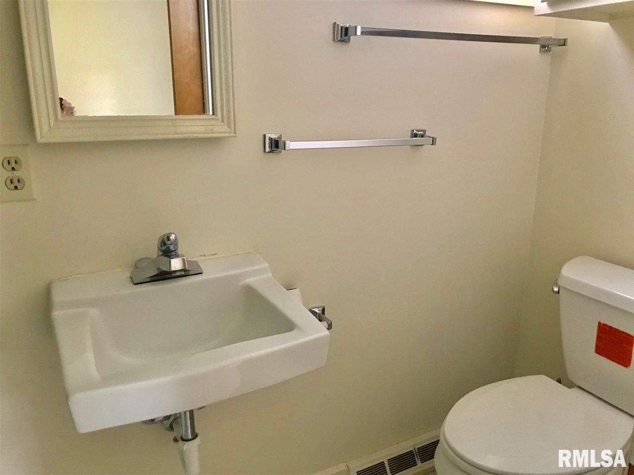 1316 South Walnut Street Springfield, IL 62704 - Photo 10 of 20