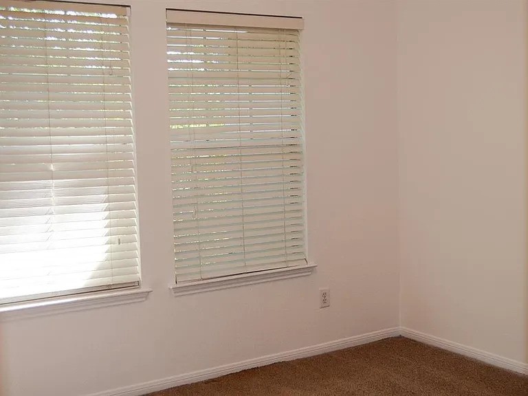 63 Scarlet Woods Court Spring, TX 77380 - Photo 16 of 27