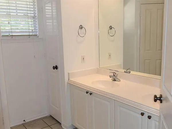 $1,950 | 63 Scarlet Woods Court, Spring, TX 77380