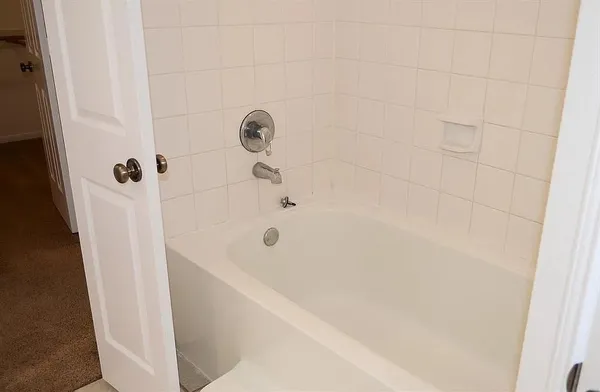 $1,950 | 63 Scarlet Woods Court, Spring, TX 77380