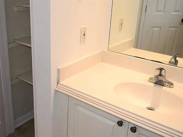 $1,950 | 63 Scarlet Woods Court, Spring, TX 77380