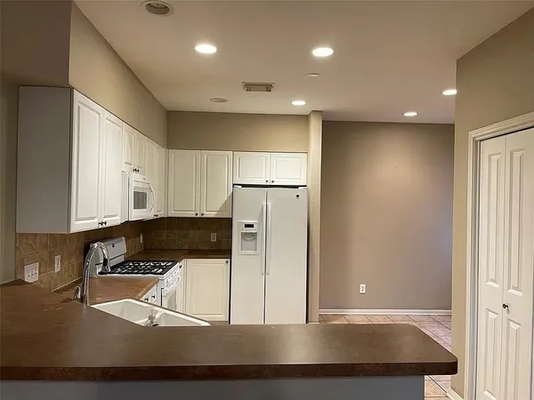 $1,950 | 63 Scarlet Woods Court, Spring, TX 77380