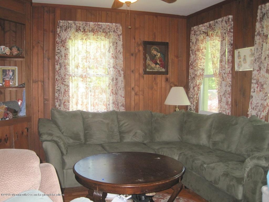 230 Cliftwood Road Oakhurst, NJ 07755 - Photo 15 of 21 IMG_2197